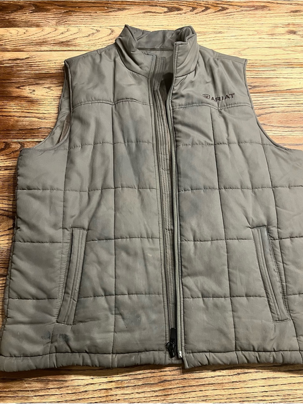 Ariat Men's Puffer Vest in Taupe Gray